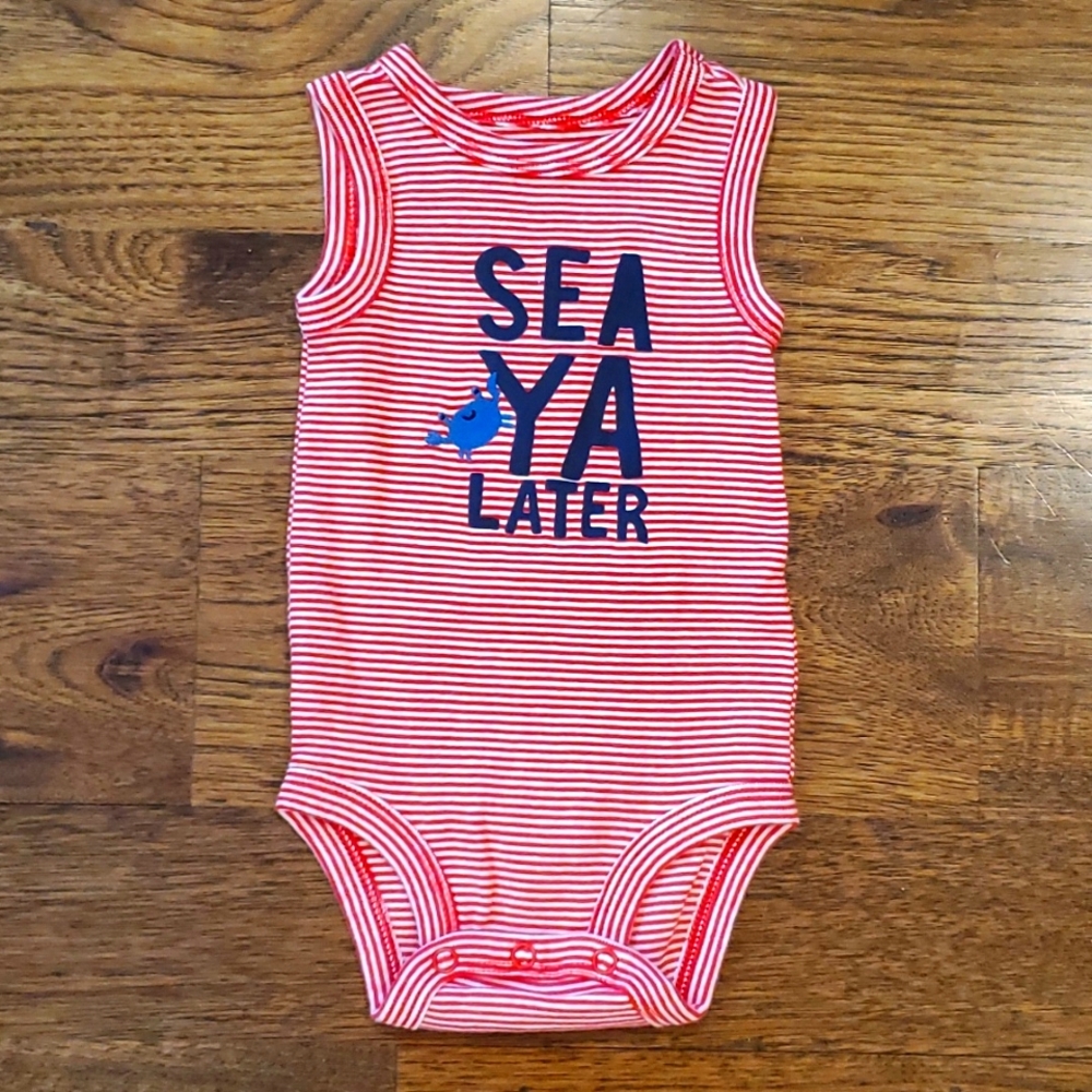 Boys Carter's red & white sea print size 3M